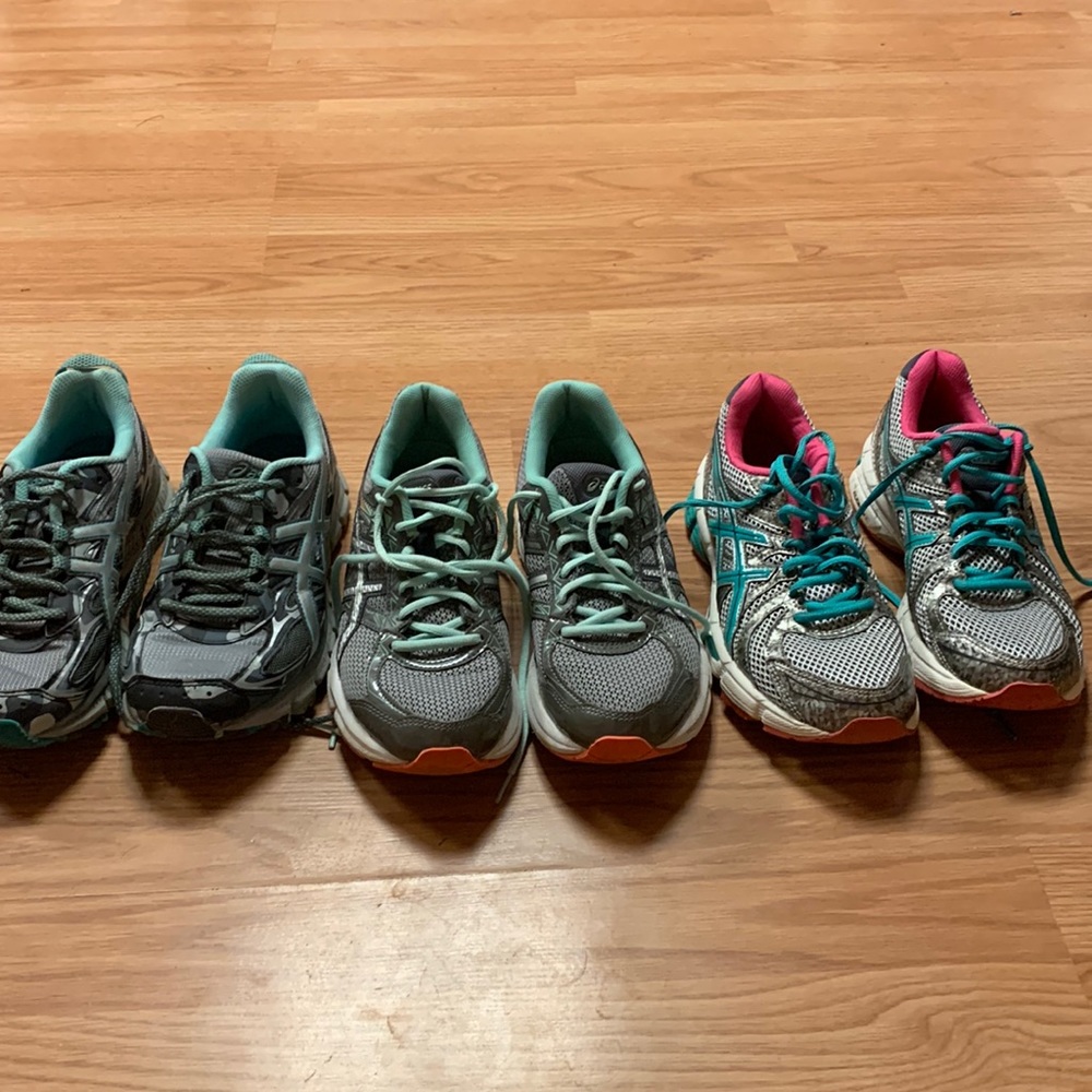 THREE PAIRS OF ASICS, SIZE 7.5